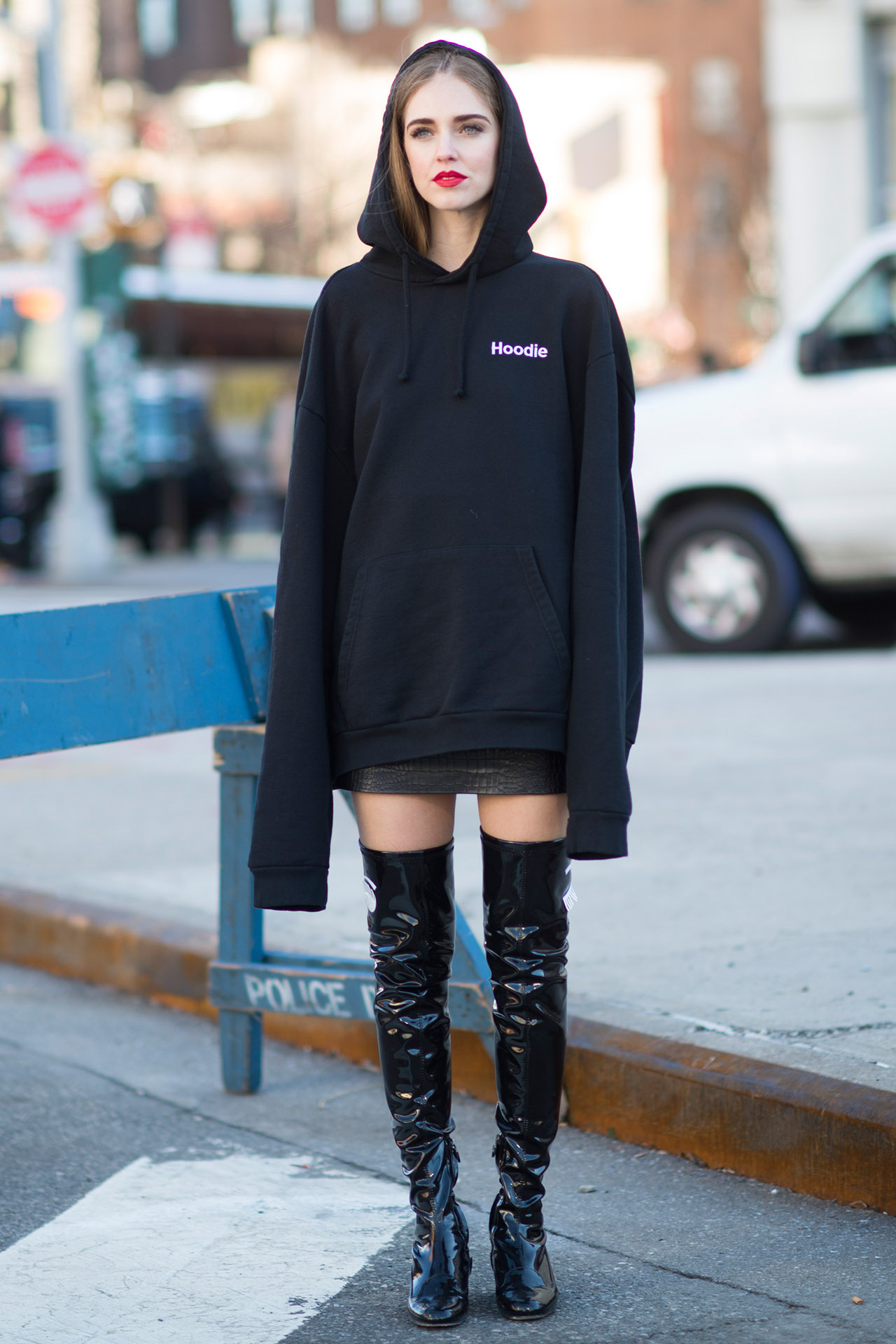 How To Wear An Oversized Hoodie Style By The People